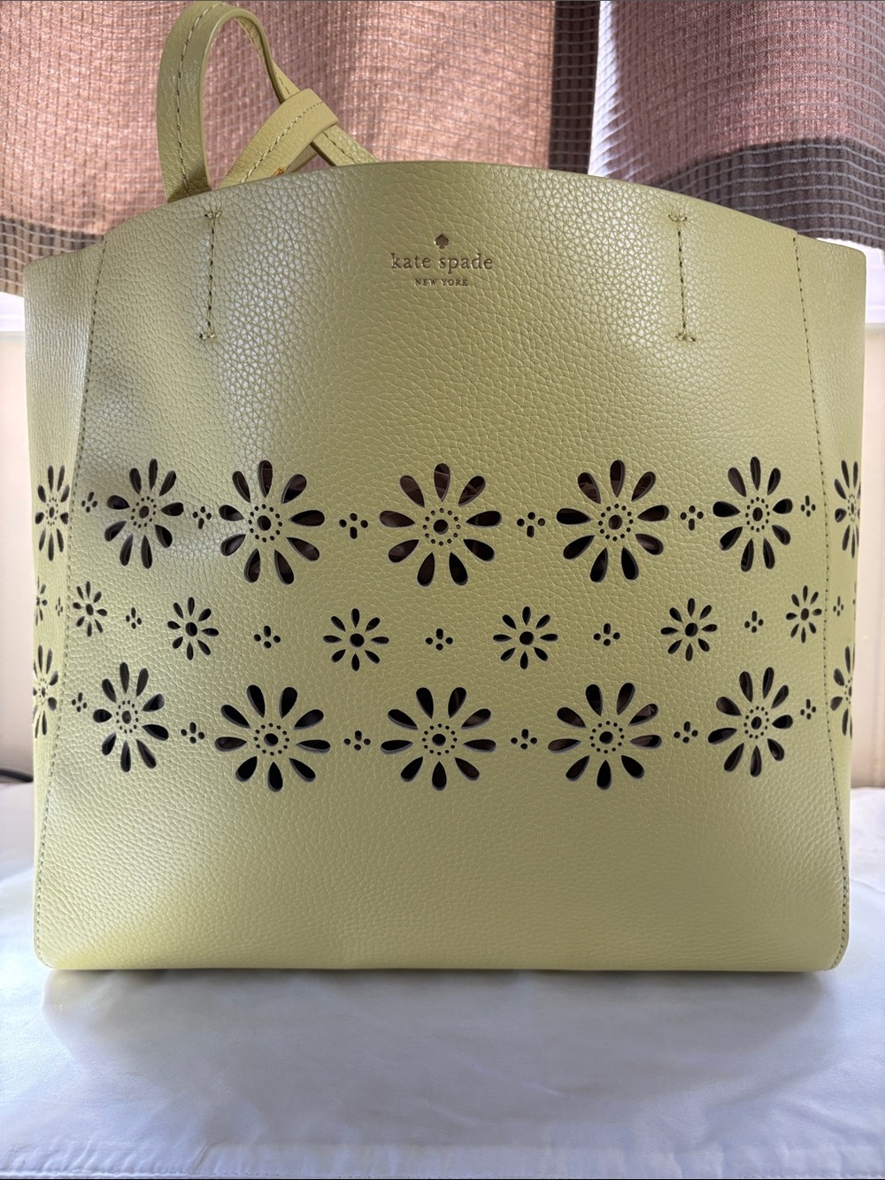 EUC Kate Spade Faye Drive Hallie Leather Laser Cut Tote Lemonade 2016 Rare